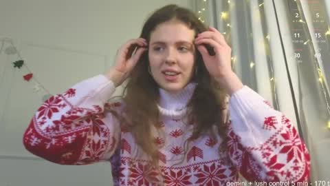 Snapshot of sereta_fin chatting on 12.31.24 Hey Guys and Girls non-binary personalities Im Sereta online show from 12.31.24