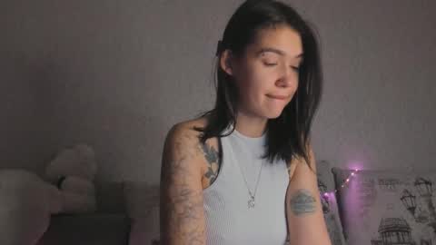 Ariana online show from 09.27.25