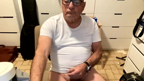 Snapshot of serge8413 chatting on 12.08.24 serge8413 online show from 12.08.24