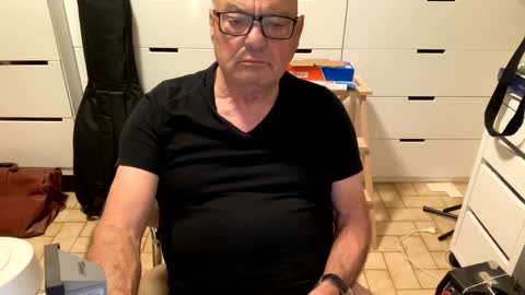 Snapshot of serge8413 chatting on 12.09.24 serge8413 online show from 12.09.24