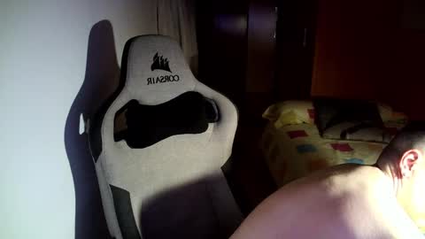 Pollos online show from 03.08.26