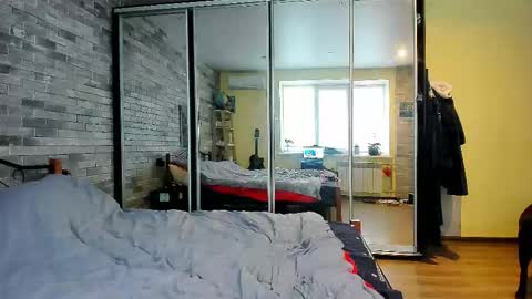 VIOLA online show from 10.20.25