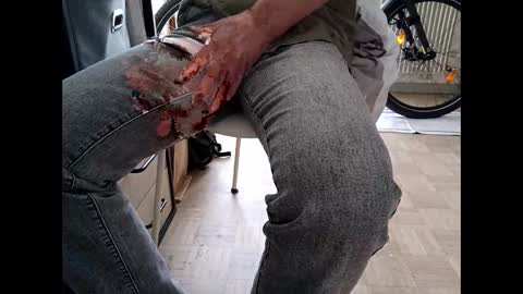 Snapshot of serpenttiin chatting on 04.12.26 serpenttiin online show from 04.12.26