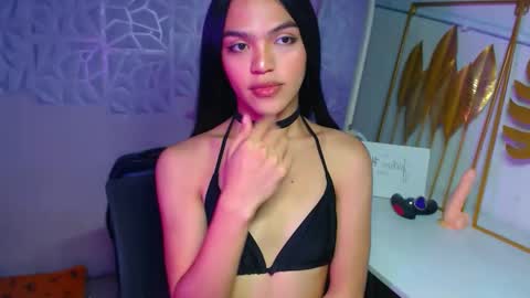 Bella online show from 12.05.25