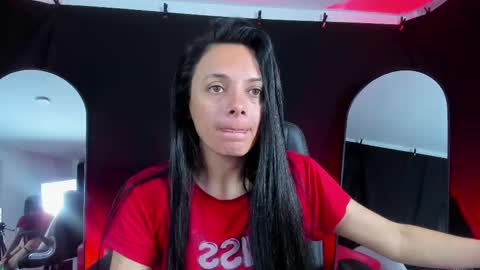 Snapshot of sesymilf chatting on 10.26.25 LUCERO online show from 10.26.25