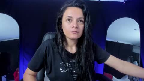 Snapshot of sesymilf chatting on 11.15.25 LUCERO online show from 11.15.25