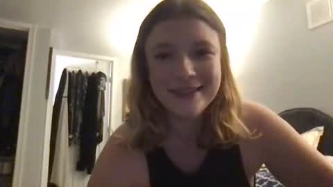 Snapshot of seturselfonfyre chatting on 10.28.25 seturselfonfyre online show from 10.28.25