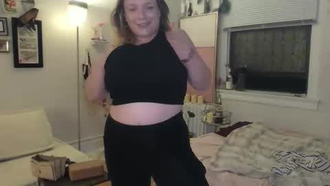 Snapshot of seturselfonfyre chatting on 02.22.26 seturselfonfyre online show from 02.22.26