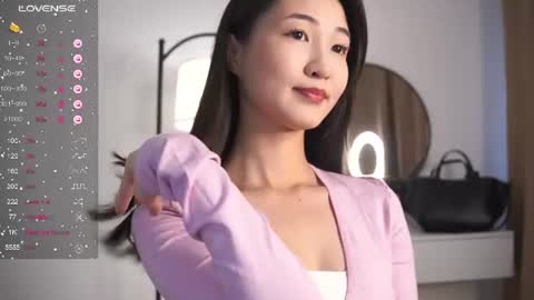 Snapshot of seulbi chatting on 07.10.26 Sana online show from 07.10.26