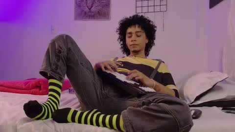 Alexis online show from 11.26.25