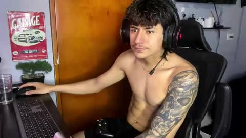 Snapshot of sex_love_sweat chatting on 01.31.26 sex_love_sweat online show from 01.31.26