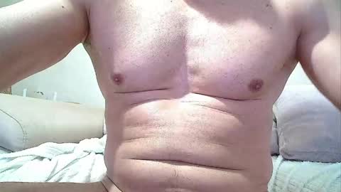 Snapshot of sex_machine_19 chatting on 05.18.26 SEX MACHINE 19 online show from 05.18.26