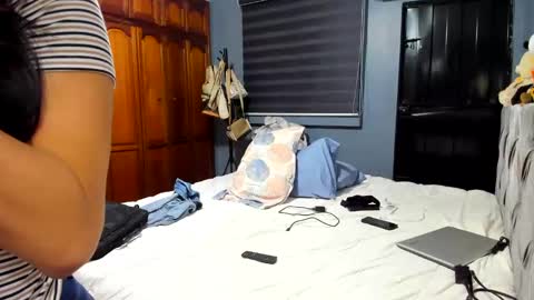 HEY GUYS KEVIAM I    MY NEW  TWITTER IS anitalautter26 imstagran  anitalautter26 officialOFanitalautter online show from 10.26.25