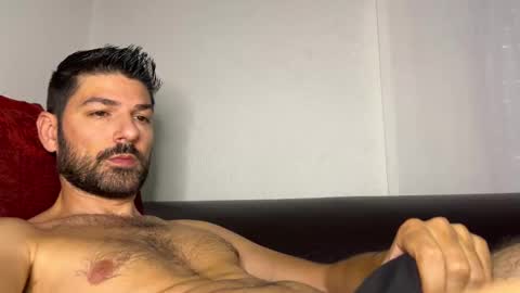 Lucenzo  online show from 10.21.25