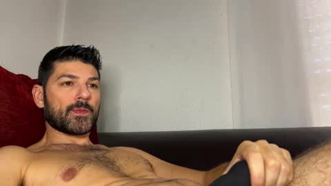 Lucenzo  online show from 11.18.25