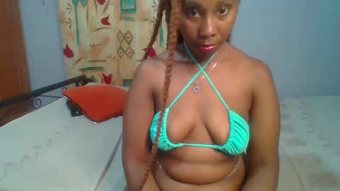 Maggie online show from 02.04.25