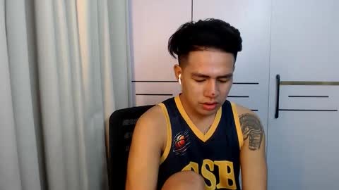 HI I AM JAMESPLEASE LET ME DO SOME HOT SHOWS FOR YOU HERE FOR MY  SCHOOL AND FOR MY FAMILY online show from 05.31.26