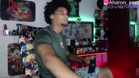 Aharon  ravelo online show from 10.21.25