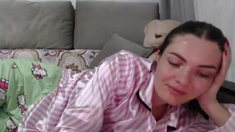 Snapshot of sexsy_bunny chatting on 10.29.25 See you on October going to miss you guys incredibly. Subscribe to my Onlyfans Channel to follow the news online show from 10.29.25