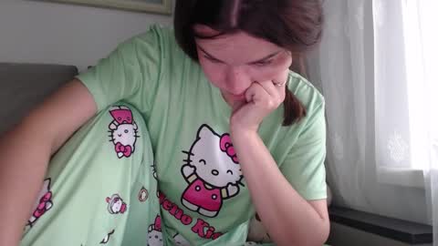 Snapshot of sexsy_bunny chatting on 10.30.25 See you on October going to miss you guys incredibly. Subscribe to my Onlyfans Channel to follow the news online show from 10.30.25