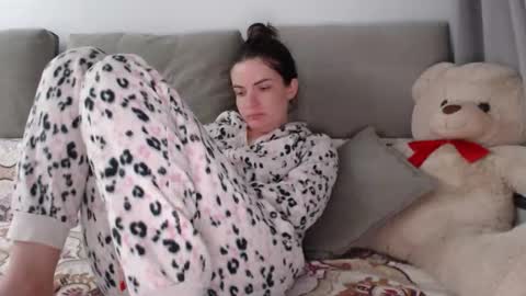 Snapshot of sexsy_bunny chatting on 10.30.25 See you on October going to miss you guys incredibly. Subscribe to my Onlyfans Channel to follow the news online show from 10.30.25