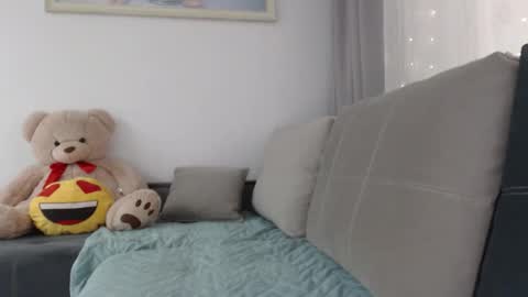 Snapshot of sexsy_bunny chatting on 11.06.25 See you on October going to miss you guys incredibly. Subscribe to my Onlyfans Channel to follow the news online show from 11.06.25