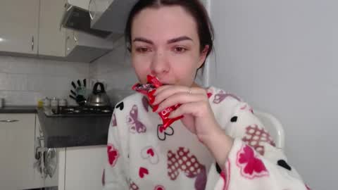 Snapshot of sexsy_bunny chatting on 11.08.25 See you on October going to miss you guys incredibly. Subscribe to my Onlyfans Channel to follow the news online show from 11.08.25