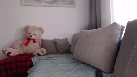 Snapshot of sexsy_bunny chatting on 11.11.25 See you on October going to miss you guys incredibly. Subscribe to my Onlyfans Channel to follow the news online show from 11.11.25