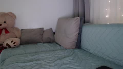 Snapshot of sexsy_bunny chatting on 11.12.25 See you on October going to miss you guys incredibly. Subscribe to my Onlyfans Channel to follow the news online show from 11.12.25