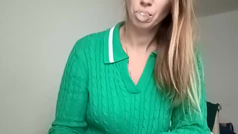 Snapshot of sexualangel chatting on 12.02.24 Verona online show from 12.02.24