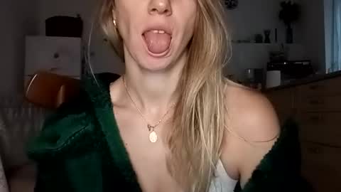 Verona online show from 12.16.25