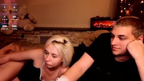 Snapshot of sexvibecouple chatting on 11.07.25 sexvibecouple online show from 11.07.25