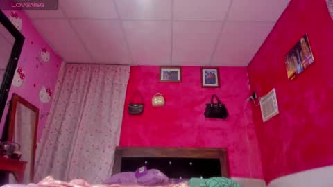 Snapshot of sexwildlatin chatting on 04.17.26 Tifanny Benitez online show from 04.17.26
