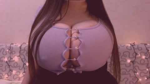 Snapshot of sexxgirlboy chatting on 02.12.25 Julia online show from 02.12.25