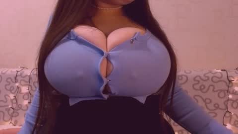 Snapshot of sexxgirlboy chatting on 11.07.25 Julia online show from 11.07.25