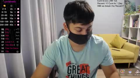 Snapshot of sexxxdickbig chatting on 10.29.25 Tommy online show from 10.29.25