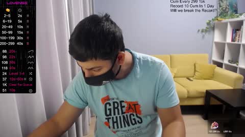 Snapshot of sexxxdickbig chatting on 11.01.25 Tommy online show from 11.01.25