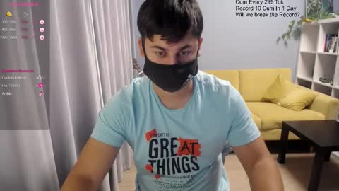 Snapshot of sexxxdickbig chatting on 11.08.25 Tommy online show from 11.08.25