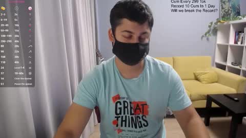 Snapshot of sexxxdickbig chatting on 11.09.25 Tommy online show from 11.09.25