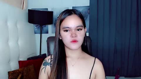sexxxy_caroline online show from 02.08.25