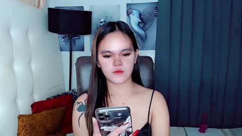 sexxxy_caroline online show from 02.12.25
