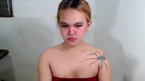 Snapshot of sexxxy_caroline chatting on 06.28.26 sexxxy_caroline online show from 06.28.26