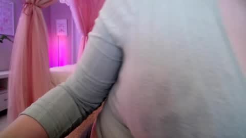Snapshot of sexxxyprincess chatting on 05.21.26 Princess online show from 05.21.26