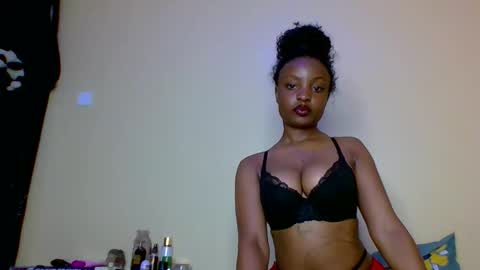 Snapshot of sexxy_daisyy chatting on 10.15.25 sexxy_daisyy online show from 10.15.25