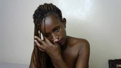 Snapshot of sexxy_nisa chatting on 03.08.25 sexxy_nisa online show from 03.08.25