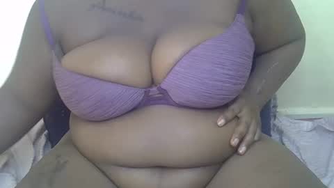 Snapshot of sexxydripy chatting on 02.22.26 sly online show from 02.22.26