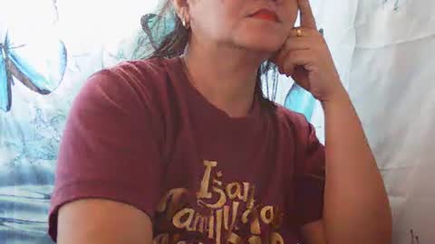 Snapshot of sexxyicee69 chatting on 02.03.25 misslovely j online show from 02.03.25