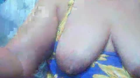 Snapshot of sexxyicee69 chatting on 10.27.25 misslovely j online show from 10.27.25