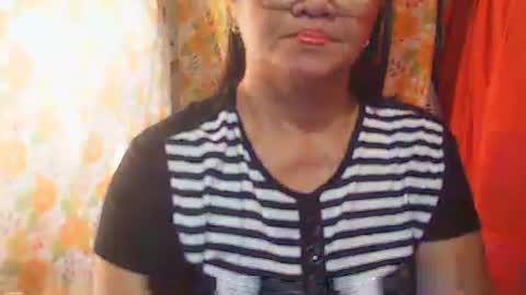 Snapshot of sexxyicee69 chatting on 01.17.26 misslovely j online show from 01.17.26