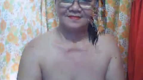 Snapshot of sexxyicee69 chatting on 02.03.26 misslovely j online show from 02.03.26